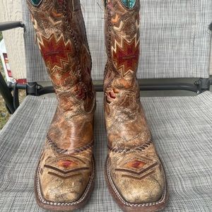 Corral boots